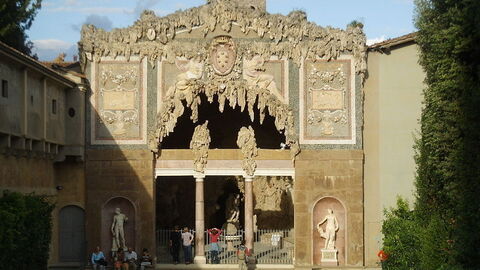 Buontalenti Grotte, Fassade