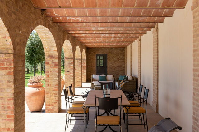 Draußen al Fresco im Podere D'Asso essen
