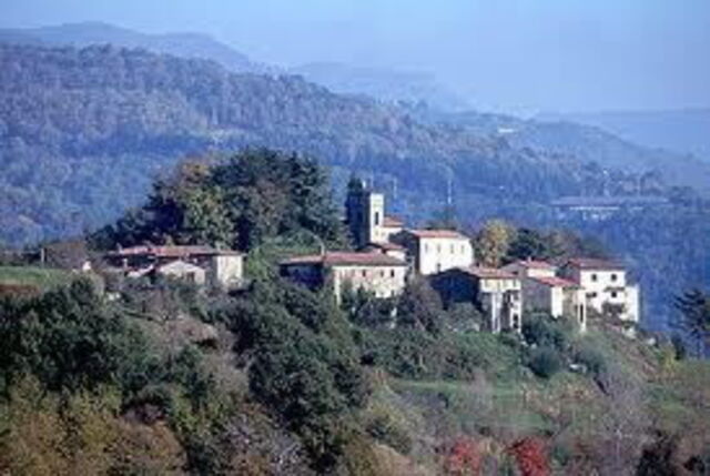 Das Dorf Perpoli