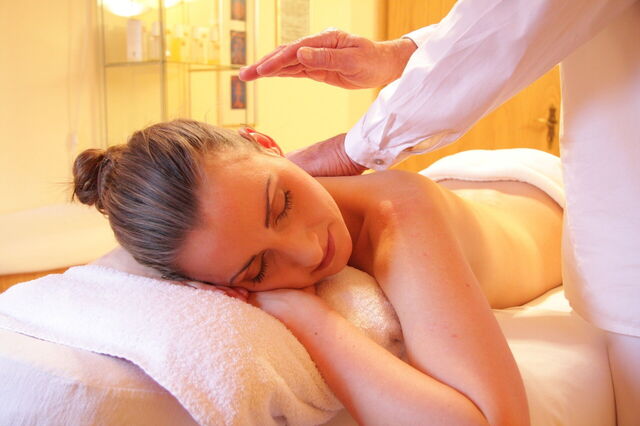Massage in einem Kurbad