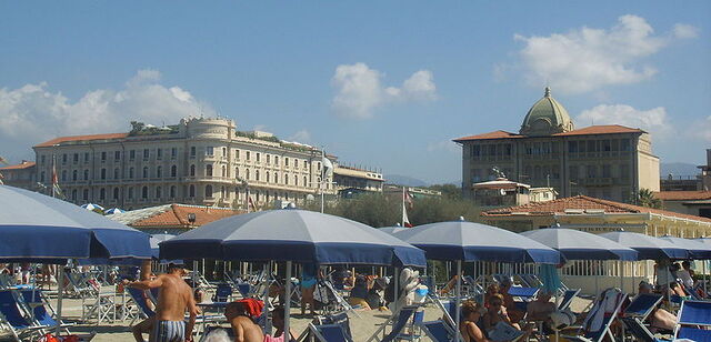 Die sonnige Küstenstadt von Viareggio