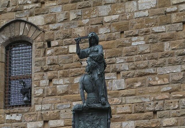 Judith und Holofernes, Donatello