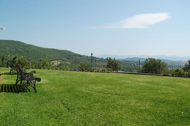 Garten einer Villa in der Toskana