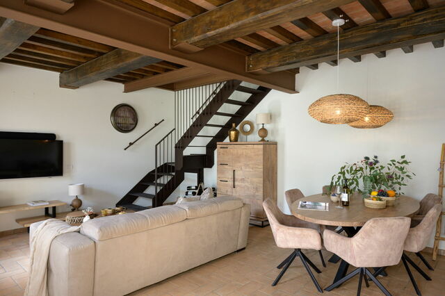 Spereto, Wohnzimmer