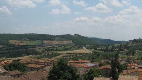 Aussicht auf die Landschaft bei der Burg