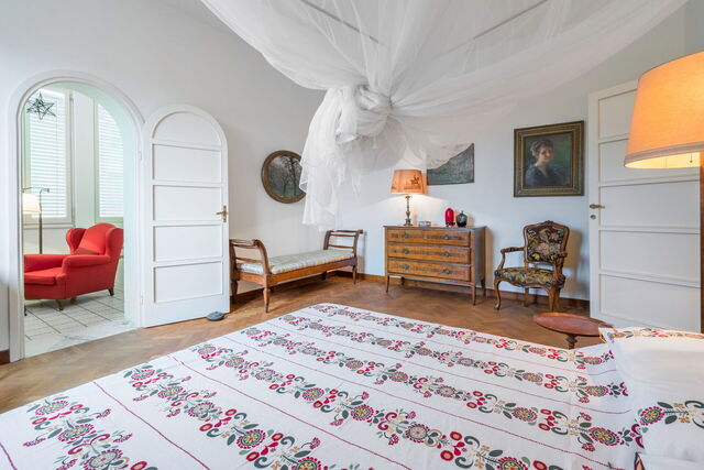 Orto Botanico Apartment mit Terrasse und Blick auf die Kuppel, Hauptschlafzimmer