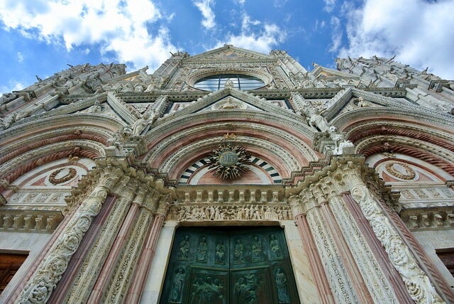 Dom von Siena, Fassade