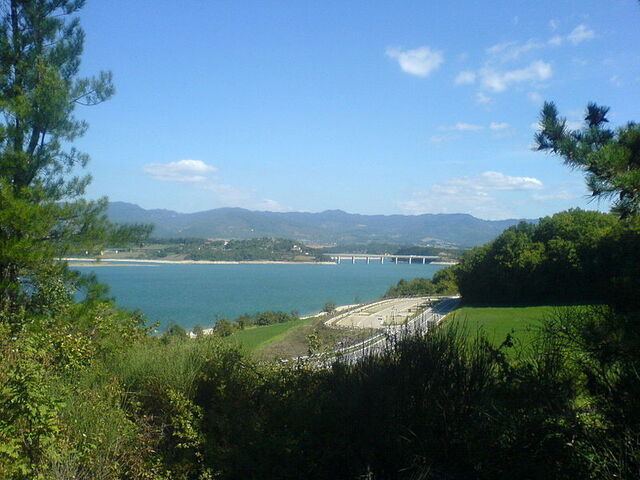 Landschaft am Bilancino See