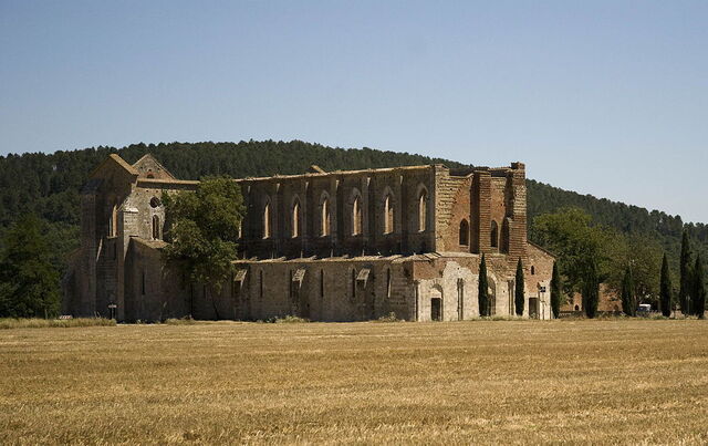 St. Galgano Abtei, Außenbereich