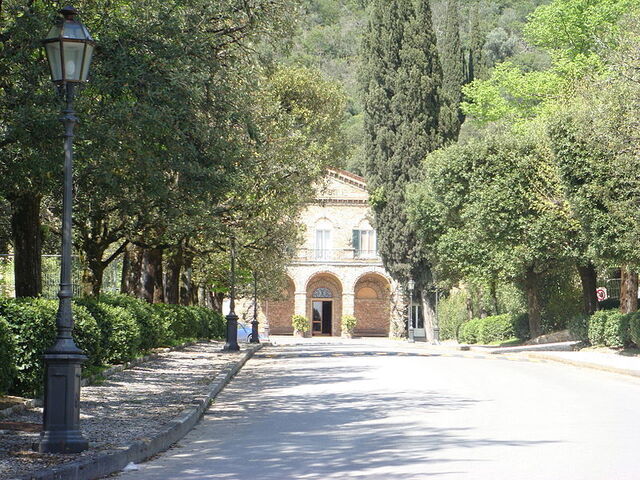 Grotta Giusti, Eingang