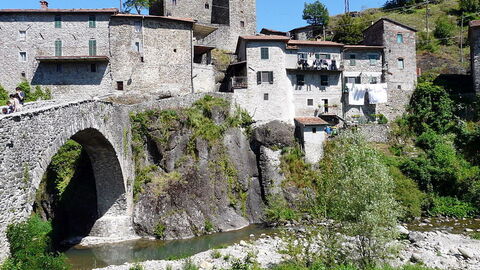 Brücke in Piazza al Serchio