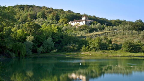 Ricavoli, Blick auf den See