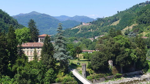 Blick über Bagni di Lucca