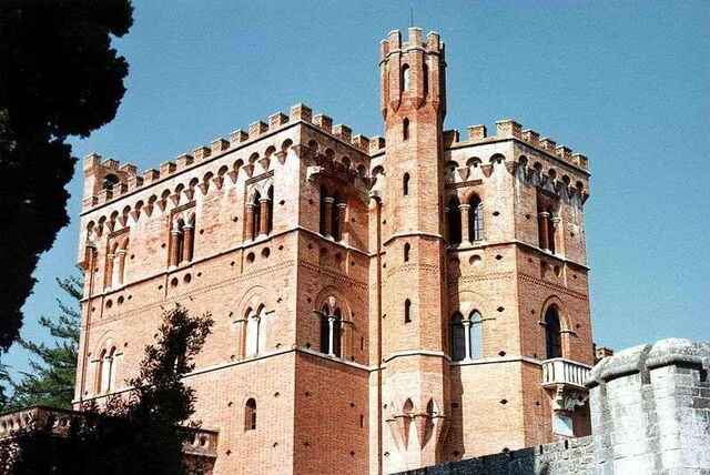 Castello di Brolio, Fassade