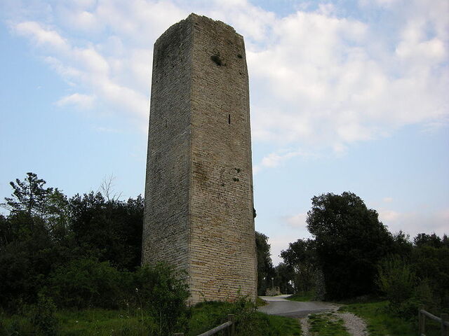 Monsummano Terme Burgturm