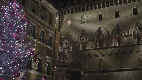 Piazza Salimbeni an Weihnachten