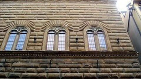 Strozzi Palast
