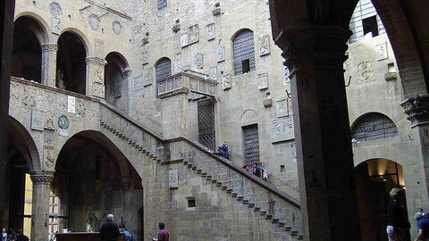 Bargello Museum, Innenhof