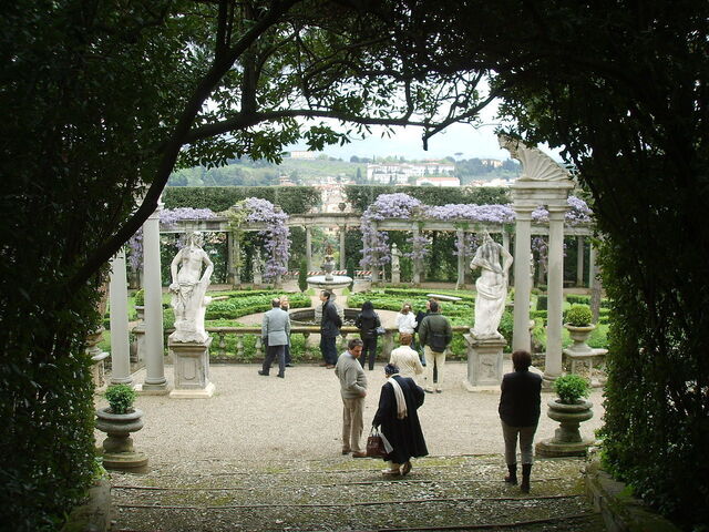 Villa La Pietra, Garten