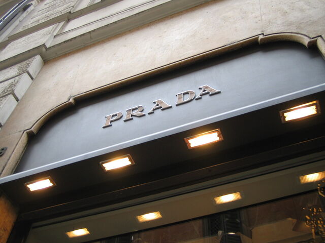 Prada Schaufenster