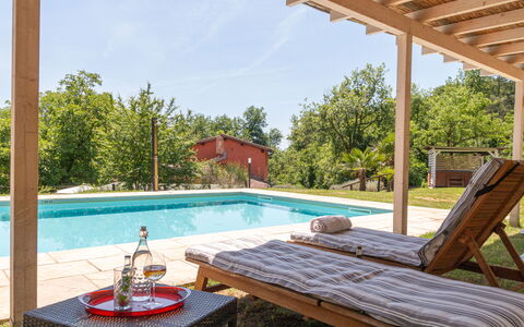 Podere Il Doccio: Gartenmöbel, Möbel, Schwimmbad, Freizeit, Resort, Schatten, Eco Hotel, Stuhl, Hinterhof, Garten