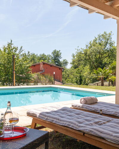 Podere Il Doccio: Gartenmöbel, Möbel, Schwimmbad, Freizeit, Resort, Schatten, Eco Hotel, Stuhl, Hinterhof, Garten