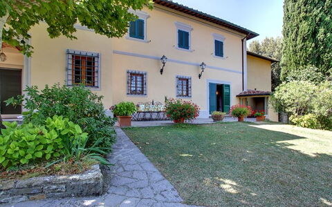 Villa Stolli: Eigentum, Haus, Gebäude, Grundeigentum, Zuhause, Estate, Wohngebiet, Villa, Nachbarschaft, Die Architektur