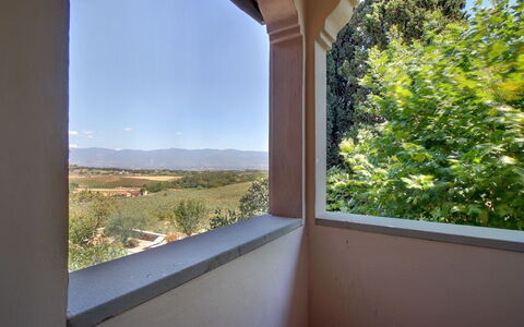 Villa Stolli: Eigentum, Zimmer, Haus, Himmel, Grundeigentum, Die Architektur, Fenster, Baum, Zuhause, Gebäude