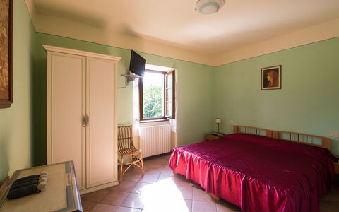 Il Palazzetto: Zimmer, Schlafzimmer, Eigentum, Möbel, Bett, Gebäude, Bettdecke, Decke, Fussboden, Interior Design