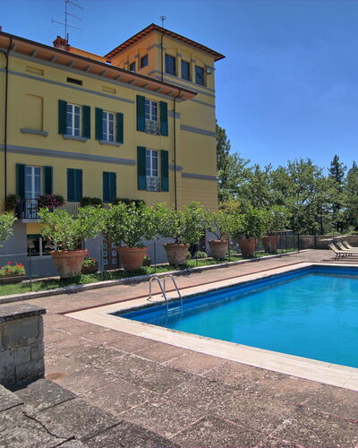 Il Poggio Di Patrignone: Eigentum, Gebäude, Grundeigentum, Schwimmbad, Haus, Estate, Zuhause, Wohngebiet, Villa, Villa