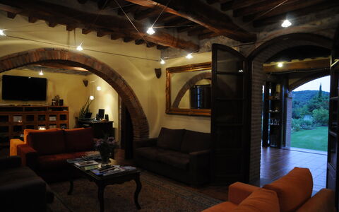 Villa Di Seripa: Eigentum, Gebäude, Zimmer, Interior Design, Decke, Beleuchtung, Grundeigentum, Die Architektur, Haus, Estate