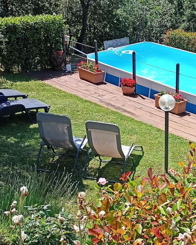 Il Circolo: Schwimmbad, Möbel, Garten, Gartenmöbel, Schatten, Freizeit, Resort, Hinterhof, Eco Hotel, Landscaping