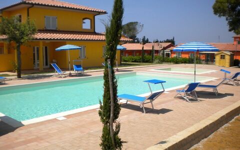 Scarlino Summer Village
