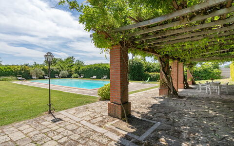 Villa Santa Maria: Eigentum, Grundeigentum, Estate, Haus, Baum, Gebäude, Urlaub, Die Architektur, Zuhause, Freizeit