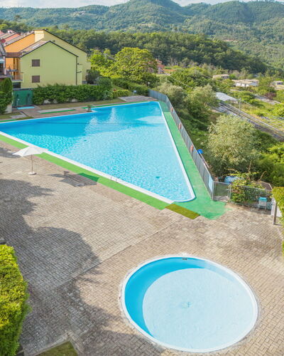 Pignone 100: Schwimmbad, Ferienort, Eco Hotel, Resort, Villa