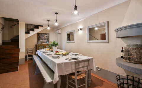 Case Sant'anna: Zimmer, Eigentum, Möbel, Gebäude, Decke, Interior Design, Countertop, Esszimmer, Fussboden, Tabelle