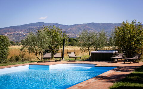 Case Sant'anna: Schwimmbad, Eigentum, Grundeigentum, Natürliche Landschaft, Estate, Haus, Zuhause, Freizeit, Baum, Landschaft