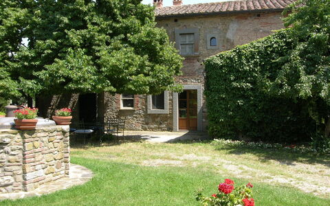 Case Sant'anna 14: Eigentum, Gebäude, Haus, Hütte, Gras, Garten, Estate, Garten, Grundeigentum, Bauernhaus
