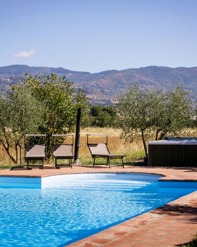 Case Sant'anna 14: Schwimmbad, Eigentum, Grundeigentum, Natürliche Landschaft, Estate, Haus, Zuhause, Freizeit, Baum, Landschaft