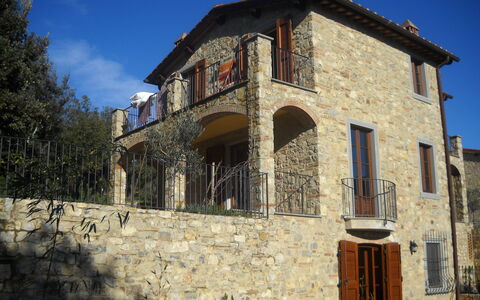 Casa Alla Minuccia Di Villa a Sesta: Eigentum, Haus, Gebäude, Die Architektur, Wand, Fassade, Zuhause, Mittelalterliche Architektur, Grundeigentum, Baum