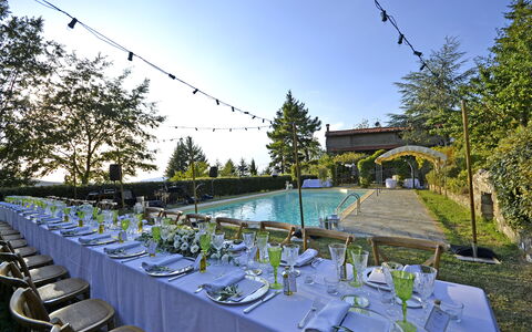 Villa Magnolia: Grundeigentum, Restaurant, Baum, Himmel, Tabelle, Gebäude, Haus, Veranstaltung, Landschaft, Pflanze