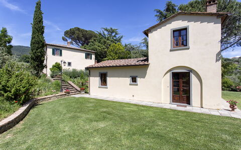 Villa San Pietro: Eigentum, Haus, Zuhause, Gebäude, Grundeigentum, Estate, Die Architektur, Fassade, Villa, Wohngebiet