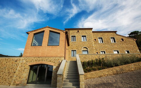Villa Degli Ulivi: Eigentum, Haus, Himmel, Gebäude, Die Architektur, Zuhause, Wand, Wohngebiet, Grundeigentum, Fassade
