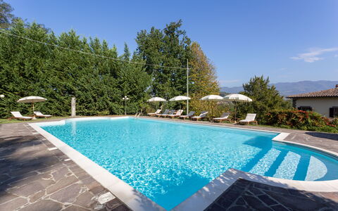 Villa Francesca: Schwimmbad, Eigentum, Grundeigentum, Haus, Freizeit, Gebäude, Estate, Resort, Zuhause, Urlaub