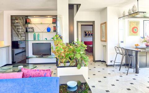 Villa Helvezia - Levanto: Zimmer, Eigentum, Gebäude, Möbel, Interior Design, Wohnzimmer, Haus, Zuhause, Grundeigentum, Fussboden