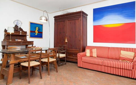 Residenza Marechiaro: Möbel, Eigentum, Holz, Gebäude, Interior Design, Fussboden, Wohnzimmer, Wand, Flooring, Hartholz