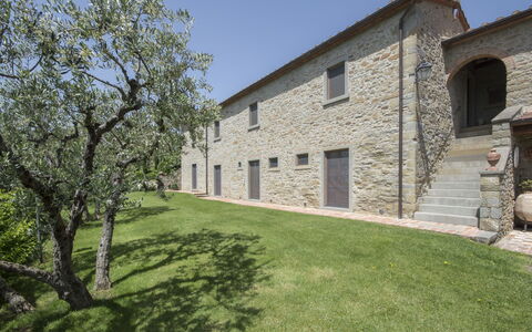 Villa Il Sasso: Eigentum, Haus, Zuhause, Gebäude, Grundeigentum, Wohngebiet, Estate, Die Architektur, Bauernhaus, Fassade