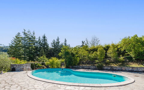 Pignone 150: Blau, Schwimmbad, Gartenmöbel, Flagstone, Resort, Schatten, Eco Hotel, Garten, Landscaping, Hinterhof