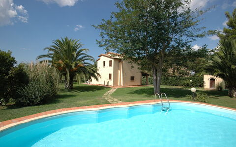Poderino: Eigentum, Schwimmbad, Haus, Grundeigentum, Gebäude, Villa, Estate, Zuhause, Urlaub, Freizeit