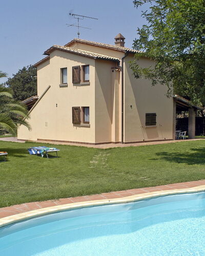 Poderino: Eigentum, Haus, Schwimmbad, Gebäude, Grundeigentum, Zuhause, Villa, Estate, Wohngebiet, Bauernhaus